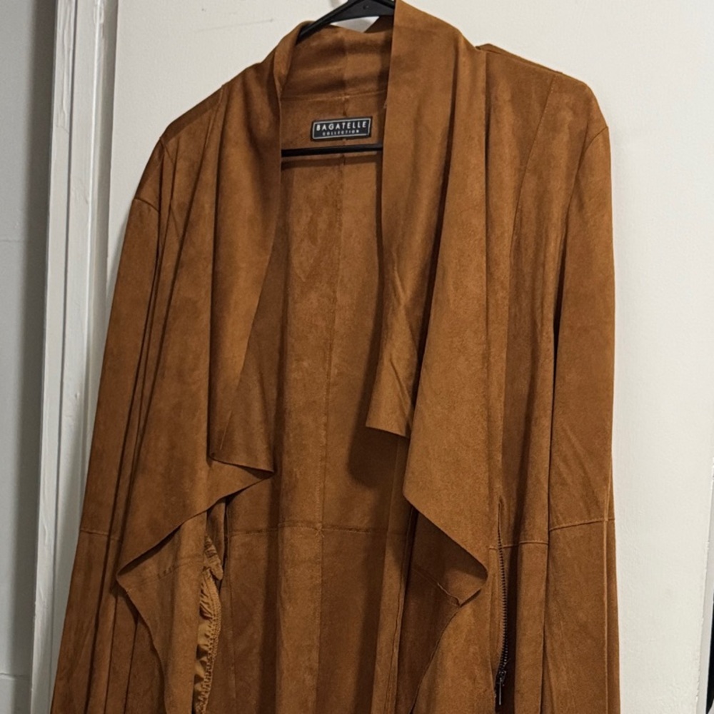 Bagatelle Tan Women's Suede Cape